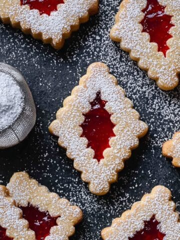 Homemade Linzer Cookies with Raspberry Preserves Recipe