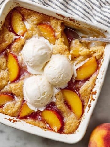 Classic Peach Cobbler Recipe