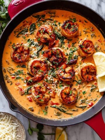 Creamy Garlic-Paprika Shrimp Skillet Recipe