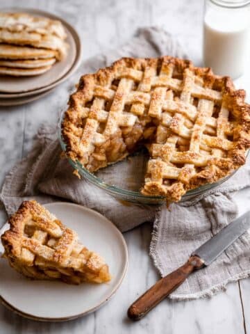 Classic Homemade Apple Pie Recipe