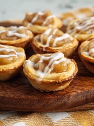 2-Ingredient Apple Pie Cups Recipe