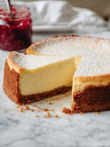 New York Style Cheesecake with Fresh Strawberry Topping Recipe