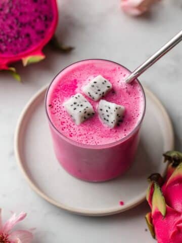 Dragon Fruit Strawberry Smoothie Recipe
