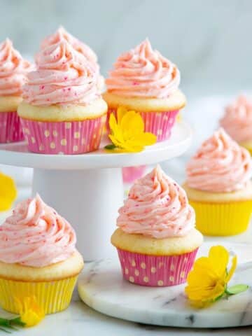 Mini Strawberry Lemon Cupcakes Recipe