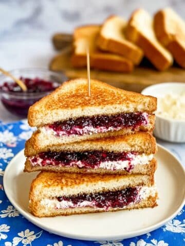 Blackberry Goat Cheese Grilled Cheese Recipe