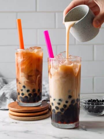 Homemade Black Tea Bubble Milk Tea with Tapioca Pearls Recipe