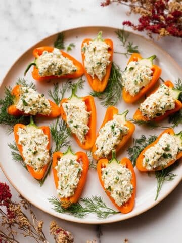 Stuffed Mini Bell Pepper Carrots Recipe