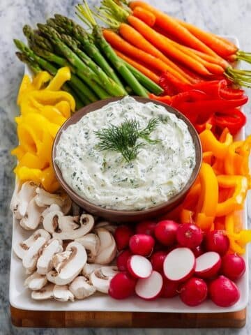 Vegetable Platter with Herbed Greek Yogurt Dip Recipe