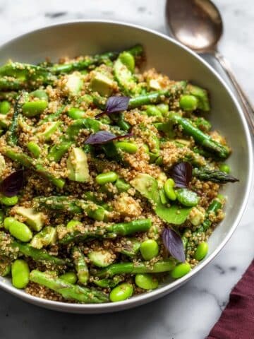 Crispy Quinoa and Roasted Asparagus Salad Recipe