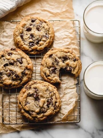 DoubleTree Chocolate Chip Walnut Cookies Recipe