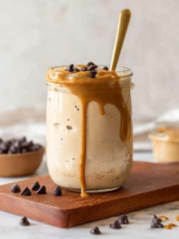 Blended Overnight Oats with Chocolate and Peanut Butter Recipe