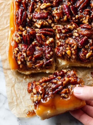 Sticky Pecan Cinnamon Rolls Recipe