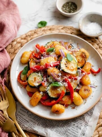 Easy Sheet Pan Gnocchi and Vegetables Recipe