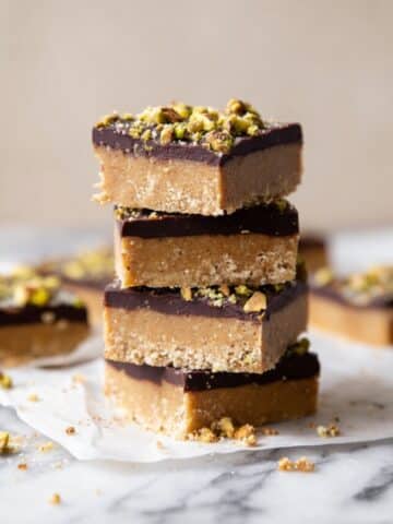 Chocolate Peanut Butter Protein Bars Recipe
