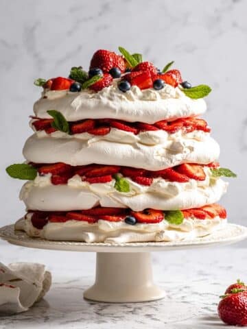 Strawberry Meringue Cake Recipe