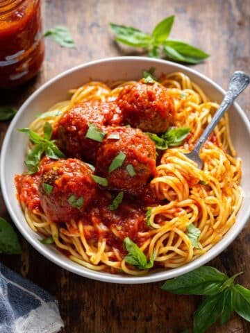 Italian-Style Meatballs in Tomato Sauce Recipe